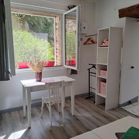 Gite De La Pivarderie Senille 外观 照片
